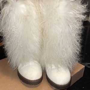 Bear paw boots